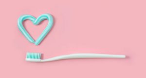 Švedski naučnici potvrdili vezu između parodontalnih i kardiovaskularnih oboljenja