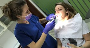 Šta se dešava u ustima gubitkom samo jednog zuba?